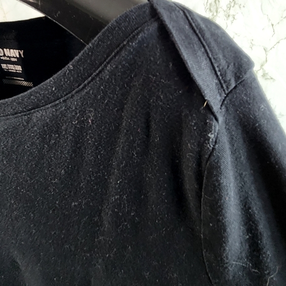Old Navy Black Top - Picture 5 of 11